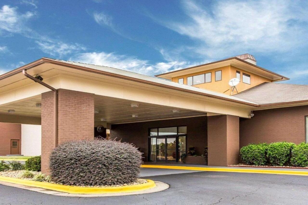 Quality Suites Hickory South Exterior foto