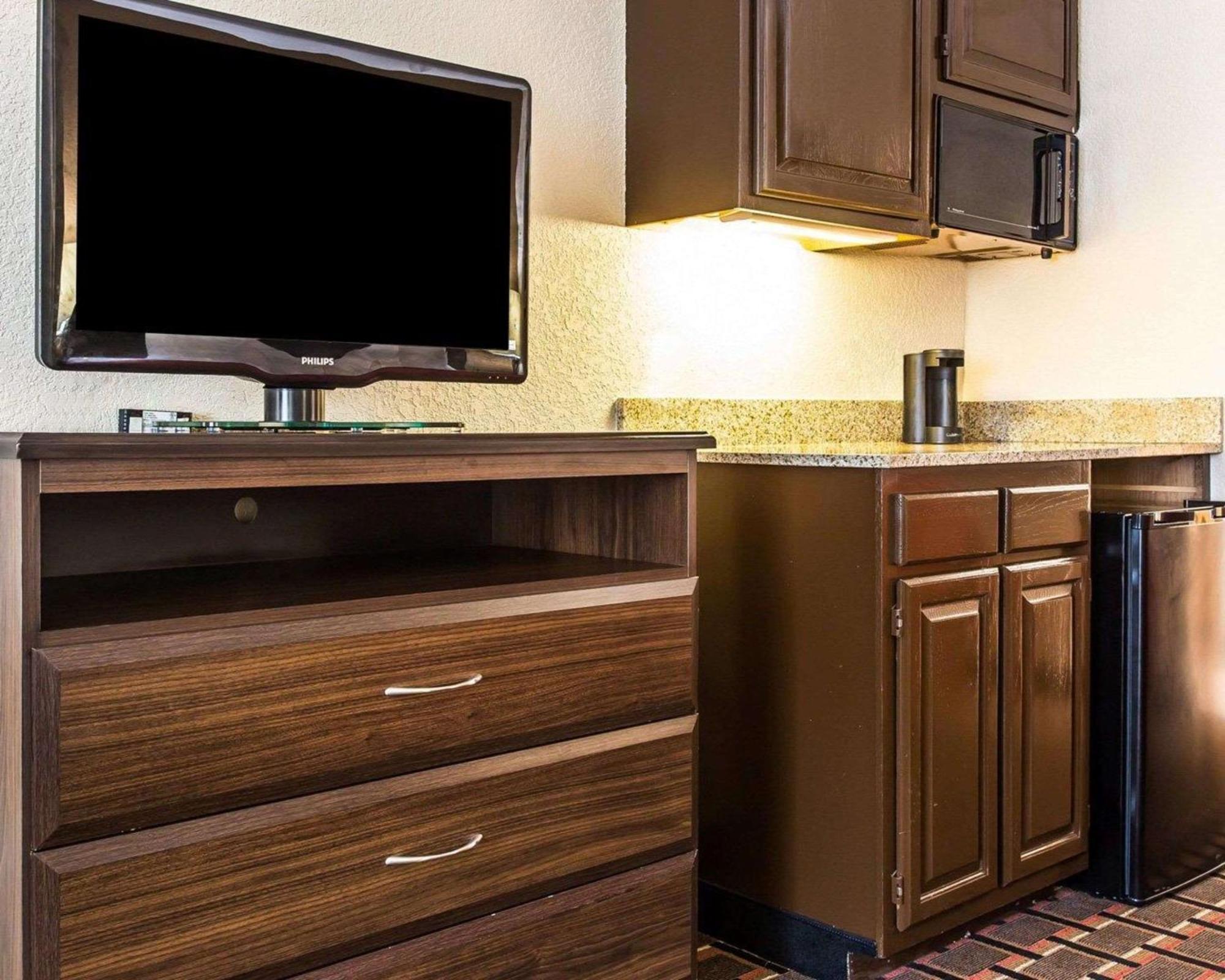Quality Suites Hickory South Exterior foto