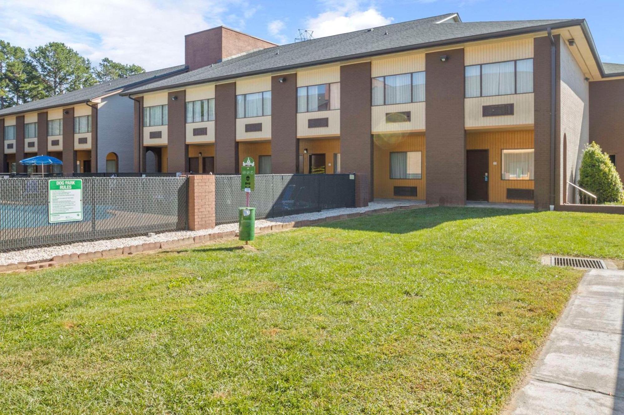 Quality Suites Hickory South Exterior foto