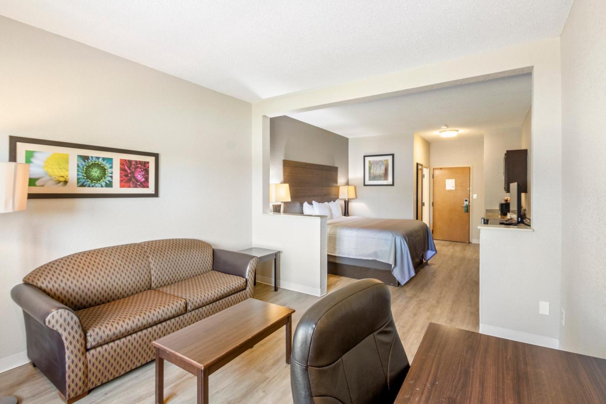 Quality Suites Hickory South Exterior foto